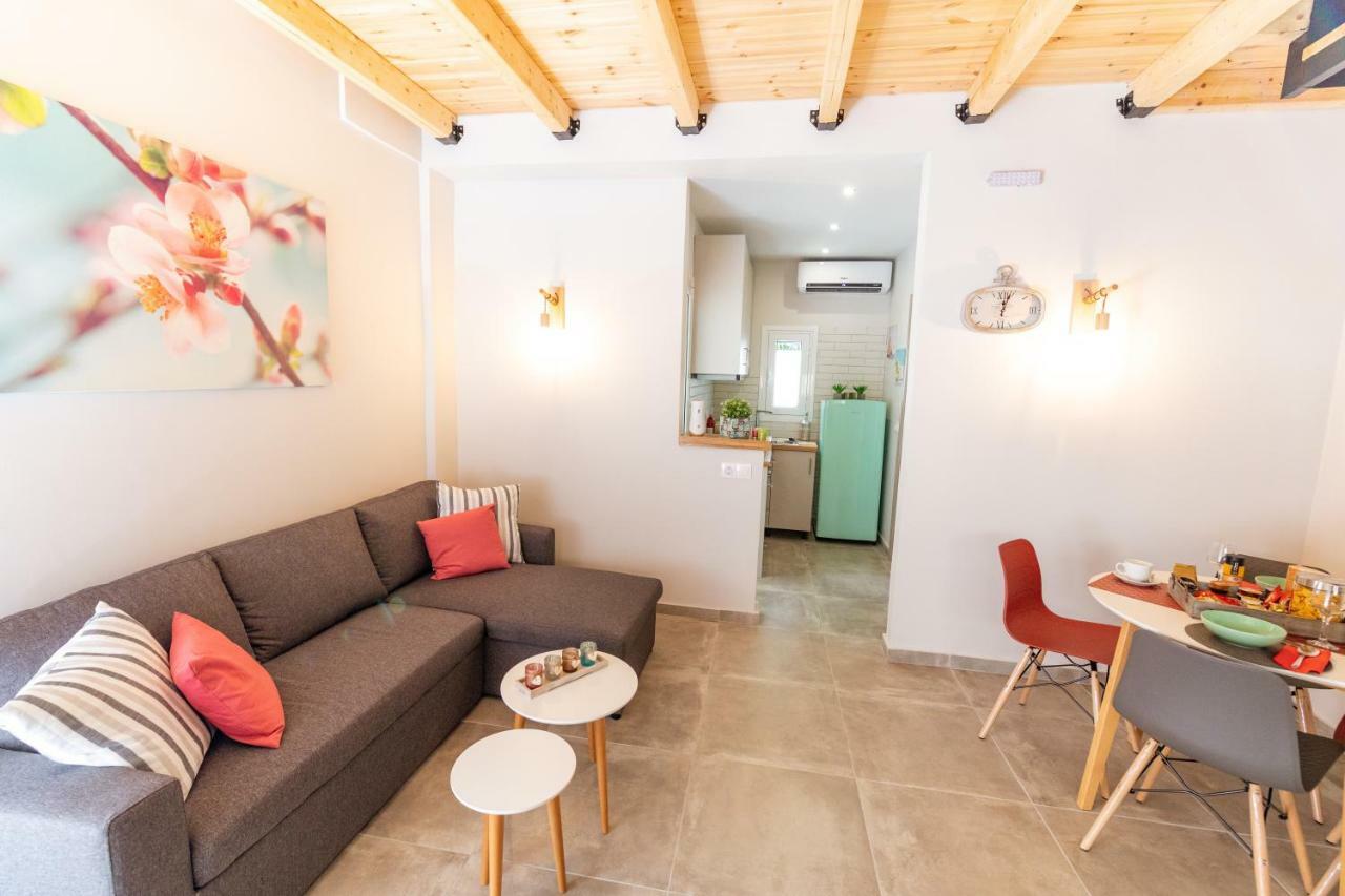 Ferienwohnung Mantisses 3 Kalamata Exterior foto